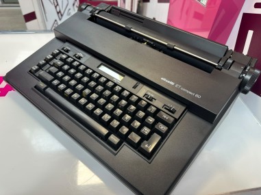 9-9-78973-3-Informática Maquina De Escribir Olivetti Et Compact 60
