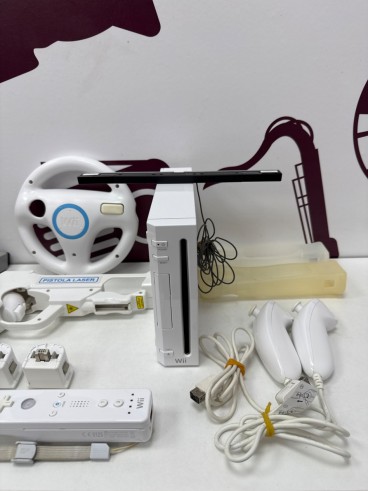 8-8-78769-2-Consola Wii 