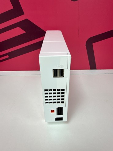 8-8-78769-5-Consola Wii 