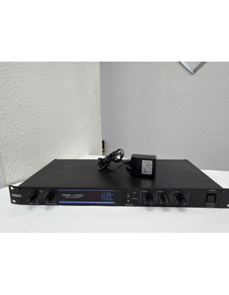 1-1-276127-1-Crossover Yamaha REV100
