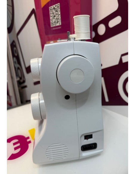 9-9-79188-6-Maquina Coser Talent Singer 3323 