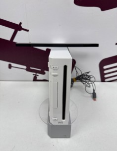 8-8-79942-1-Consola Wii  2