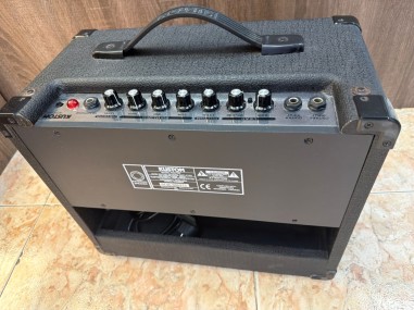 1-1-276745-3-Amplificador Kustom KGA16R