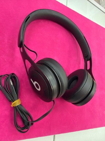 6-6-171100-1-Auriculares Diadema Con Cable Beats