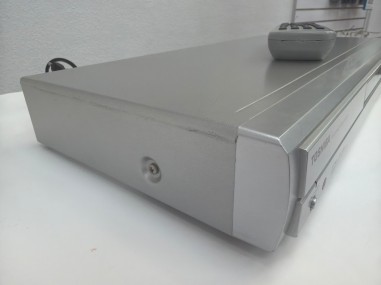 1-1-276766-3-Reproductor DVD Toshiba SD 125E