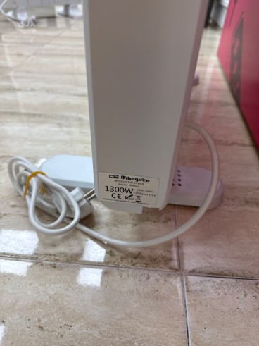 8-8-80054-3-Radiador Electrico Orbegozo RRE 1310A 1300w