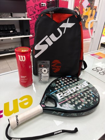 6-6-171143-2-Pala de pádel Babolat Reveal 3 pelotas wilsonshockout 