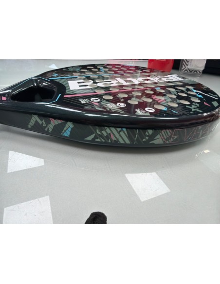 6-6-171143-3-Pala de pádel Babolat Reveal 3 pelotas wilsonshockout 