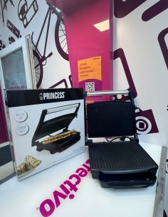 9-9-78666-1-Sandwichera Panini Grill Princess 2000w