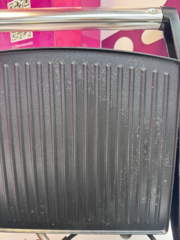 9-9-78666-4-Sandwichera Panini Grill Princess 2000w