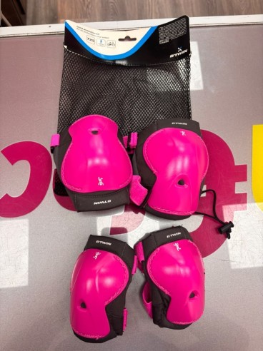 7-7-89906-1-Protecciones Patinaje Btwin Sin Uso