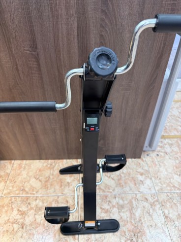 1-1-277119-3-Ciclismo Pedaleador Estático Negro