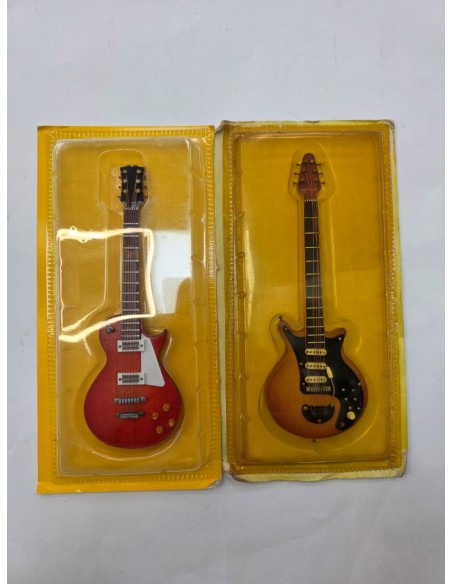1-1-277133-3-Instrumentos Musicales En Miniatura Pack 8 Guitarras Mini Soporte