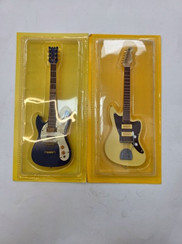 1-1-277133-5-Instrumentos Musicales En Miniatura Pack 8 Guitarras Mini Soporte