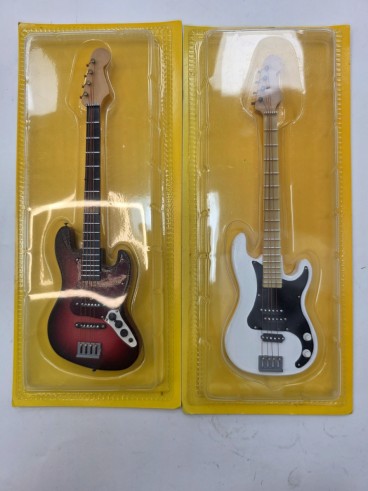 1-1-277133-6-Instrumentos Musicales En Miniatura Pack 8 Guitarras Mini Soporte