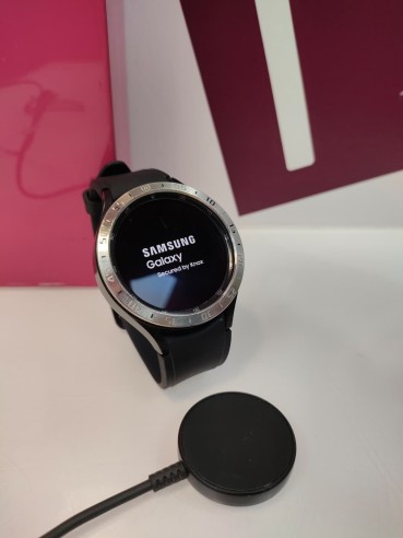 9-9-79481-1-Smartwatch Samsung Galaxy Watch4 Classic 05dy 46 mm 