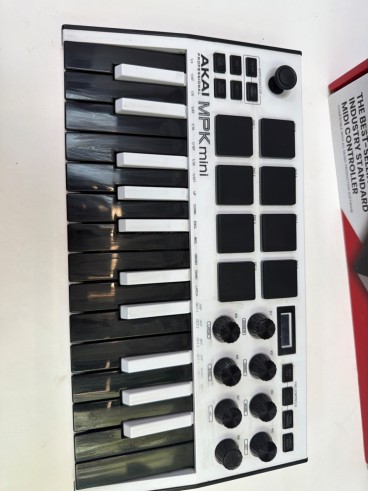1-1-275696-4-Sintetizador MPK Mini Akai