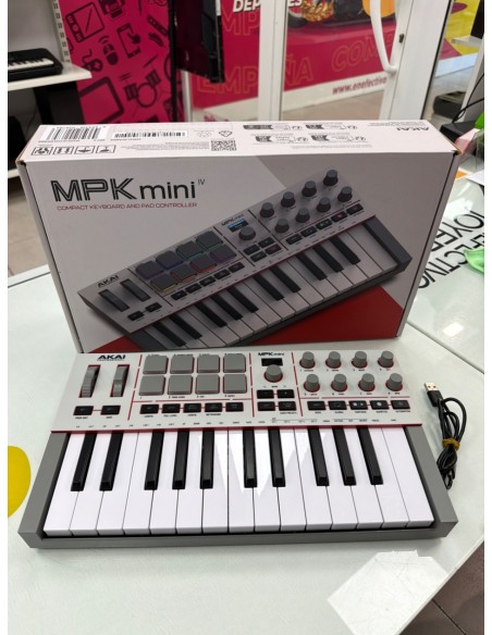 6-6-171444-1-Controlador AKAI MPK Mini IV 