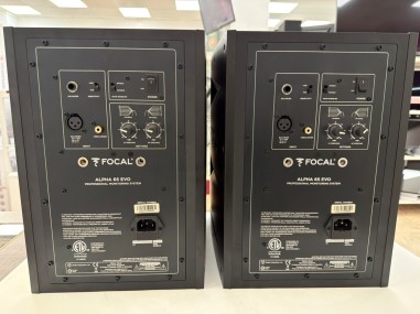 1-1-276047-4-Monitor estudio Pareja Focal Alpha 65 Evo 