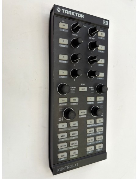 1-1-277661-3-Controlador Traktor Kontrol X1