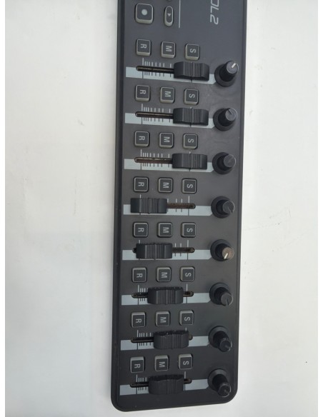 1-1-277663-3-Controlador Midi Korg Nano Kontrol 2