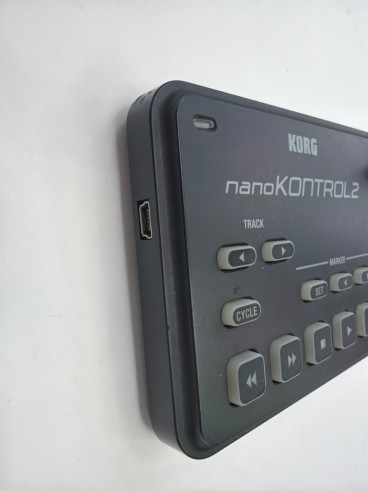 1-1-277663-4-Controlador Midi Korg Nano Kontrol 2