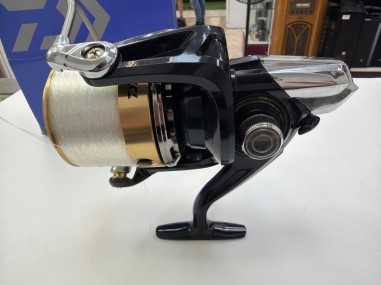 1-1-275682-2-Carrete Pesca Carrete Windcast 4000 Qd