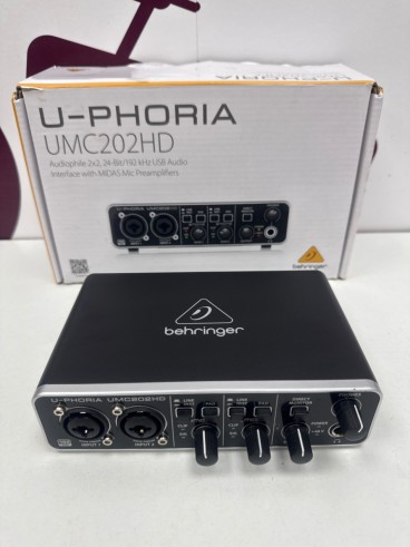 8-8-80624-2-Interface Midas Behringer U Phoria Umc202hd