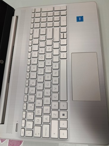 6-6-171670-4-Ordenador Portátil HP Intel Celeron N4500 4 128GB