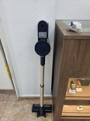 1-1-278033-2-Aspirador Escoba Prettycare W200