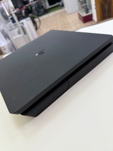 1-1-278279-3-Consola PS4 Slim Negra 500Gb