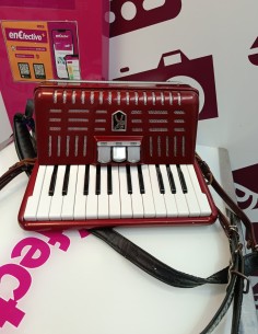 9-9-79941-1-Acordeon hohner student IV N 40 bajos  2