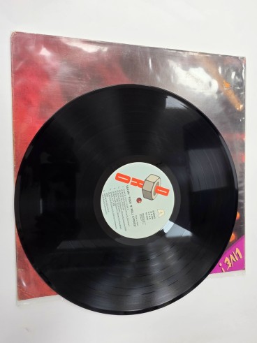 1-1-278549-3-Vinilo saxon rock and roll gypsy