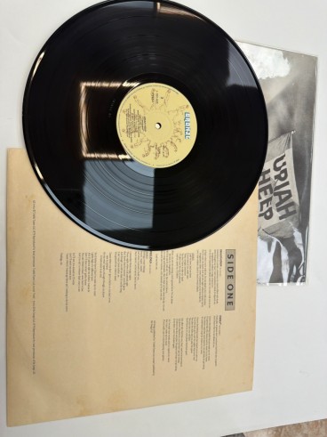 1-1-278556-1-Vinilo uriah heep conquest 1980