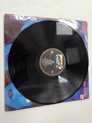 1-1-278545-3-Vinilo kiss creatures of the night vinilo1982
