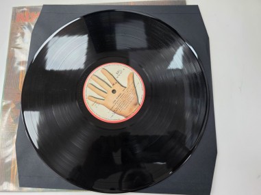 1-1-278541-4-Vinilo kiss the elder