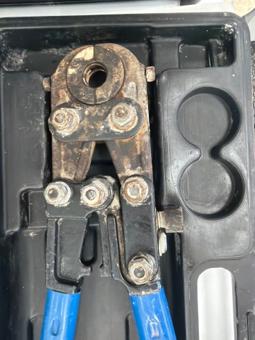1-1-273714-4-Herramienta Fontanería Equation Llave 