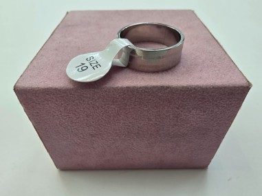1-1-278660-1-Anillo Acero plateado lineas paralelas T19