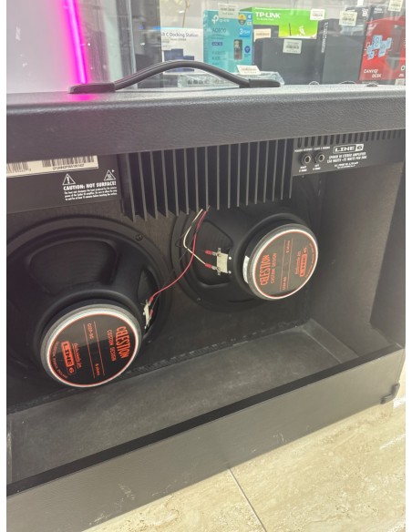 8-8-81023-5-Amplificador Guitarra Line 6