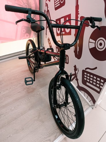 9-9-79979-7-Bicicleta Montana Btwin Negra Talla M 