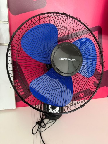 8-8-79785-4-Ventilador Spiderlux 45w 40cm (sin Uso)