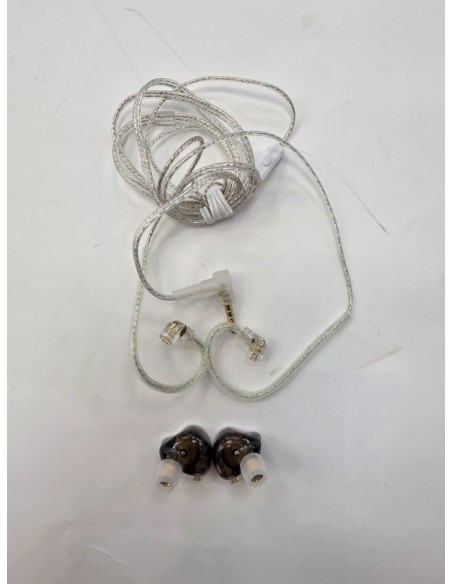 1-1-279046-1-Auriculares Cable Plateados