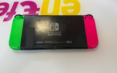9-9-76381-5-Consola Nintendo Switch hac 001