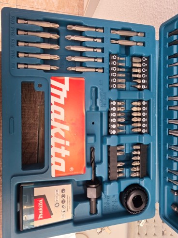 1-1-279124-2-Herramientas De Mano Kit Makita B-53811 100 Piezas