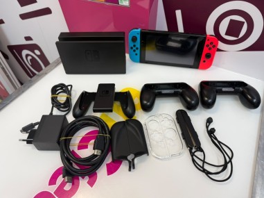 9-9-80025-4-Consola Nintendo Switch