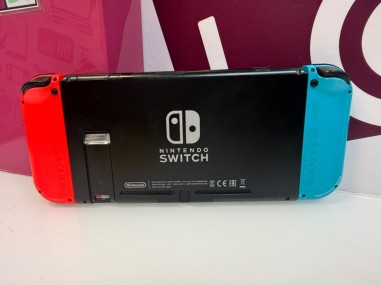 9-9-80025-6-Consola Nintendo Switch