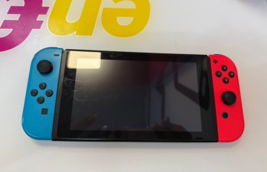 9-9-80025-8-Consola Nintendo Switch