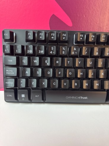 8-8-81188-2-Teclado alfanumérico Gaming XTrust