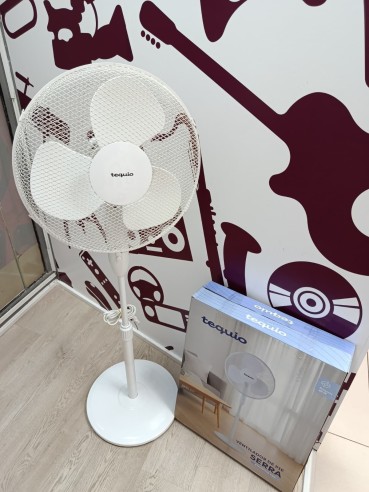 9-9-80190-1-Ventilador Tequio De Pie Serra