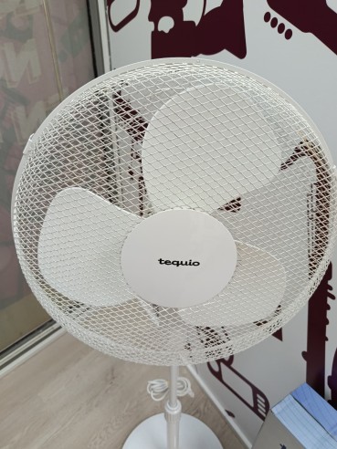 9-9-80190-3-Ventilador Tequio De Pie Serra